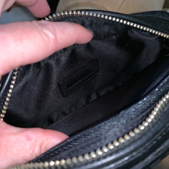 Moschino Deluxe Cosmetic Case - Picture 8 of 16